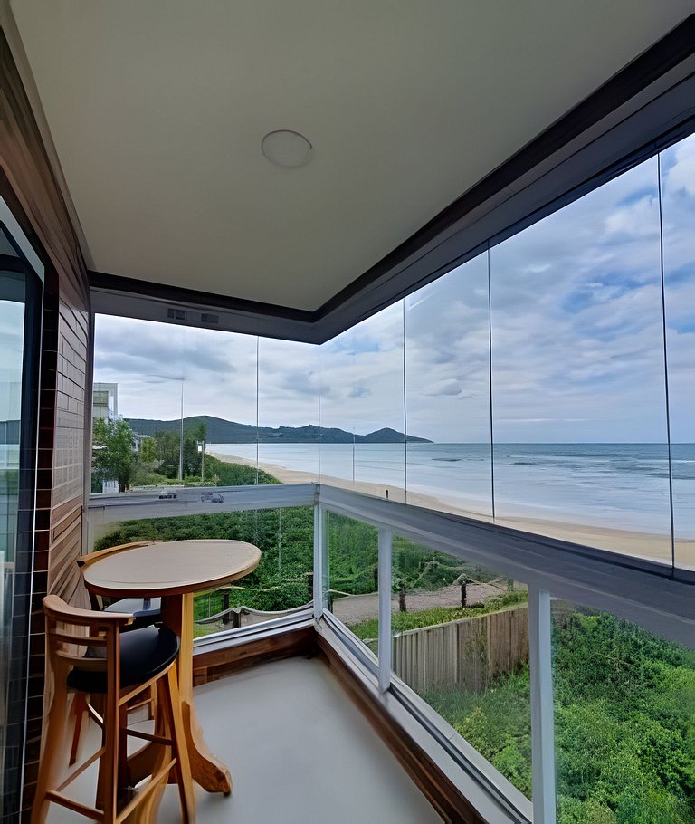 Apartamento frente al mar en Mariscal - APTO205