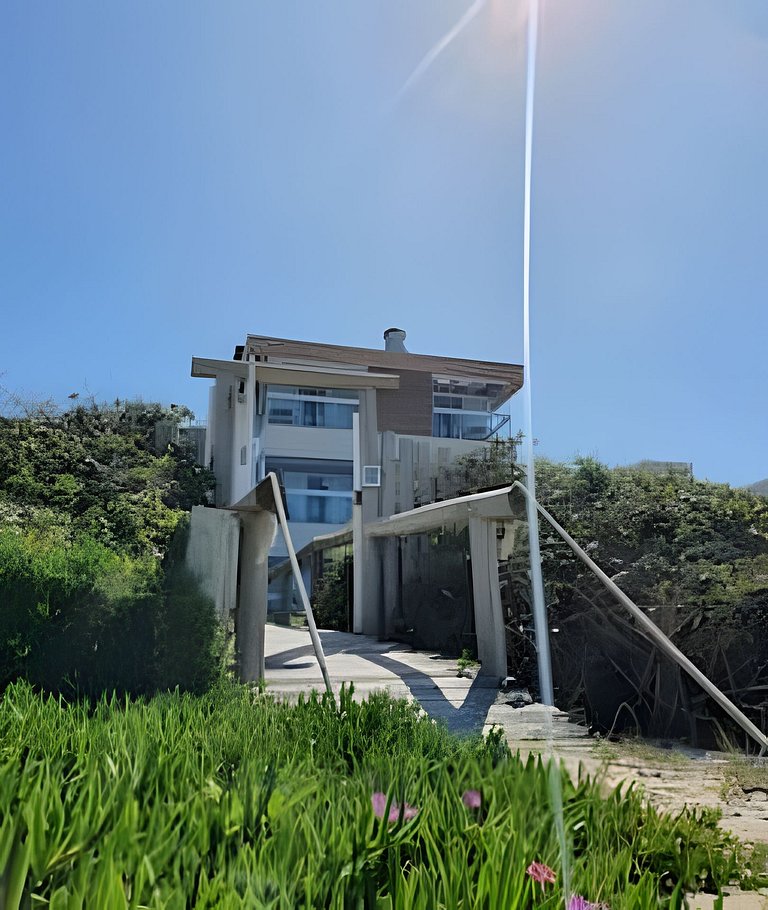 Apartamento de 2 dormitórios em Mariscal - APTO303