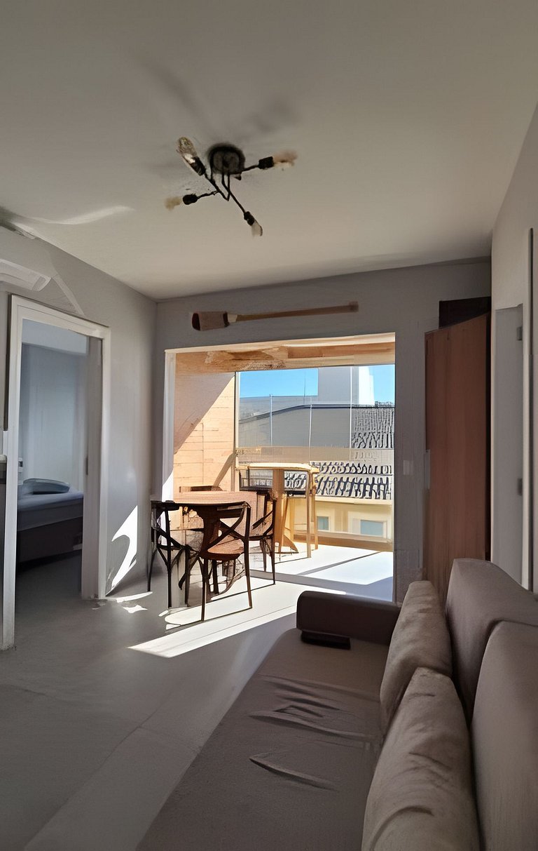Apartamento de 2 dormitórios em Mariscal - APTO303