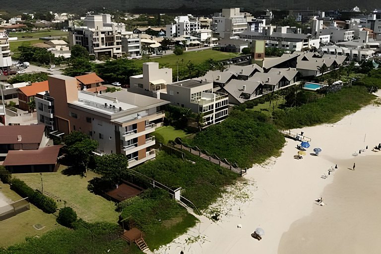 Cobertura com vista do mar em Mariscal - APTO 305