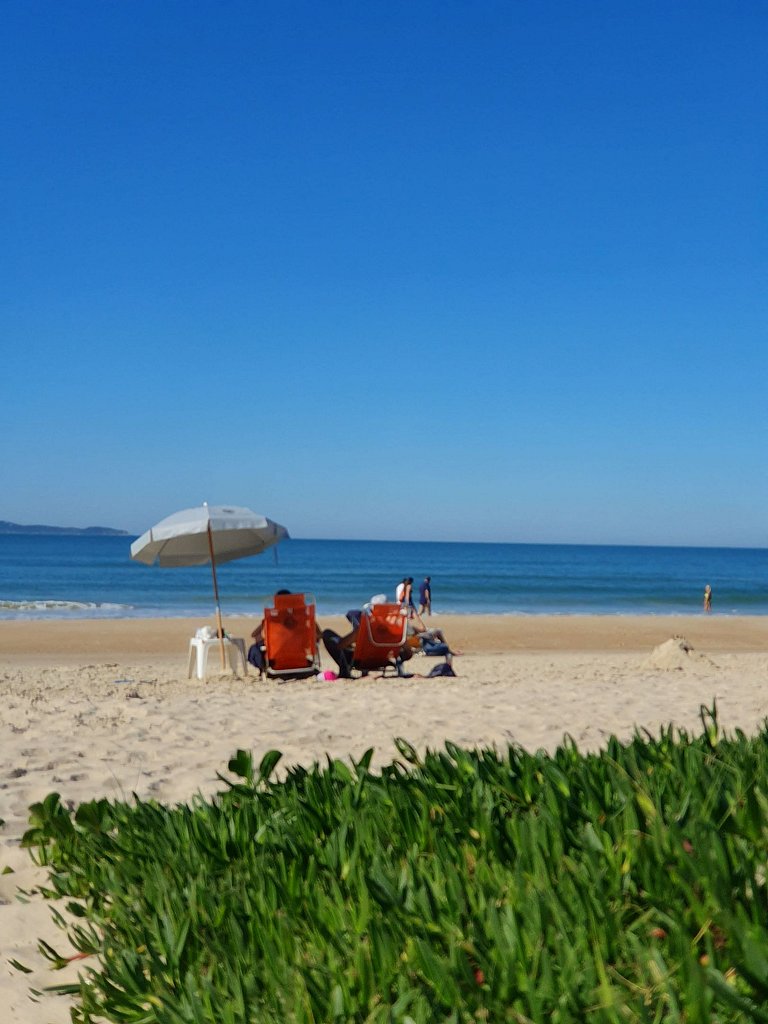 Apartamento frente ao mar em Mariscal - APTO 106