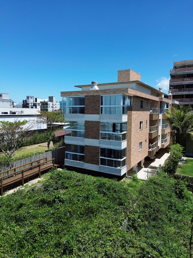 Apartamento de 2 dormitórios em Mariscal - APTO303